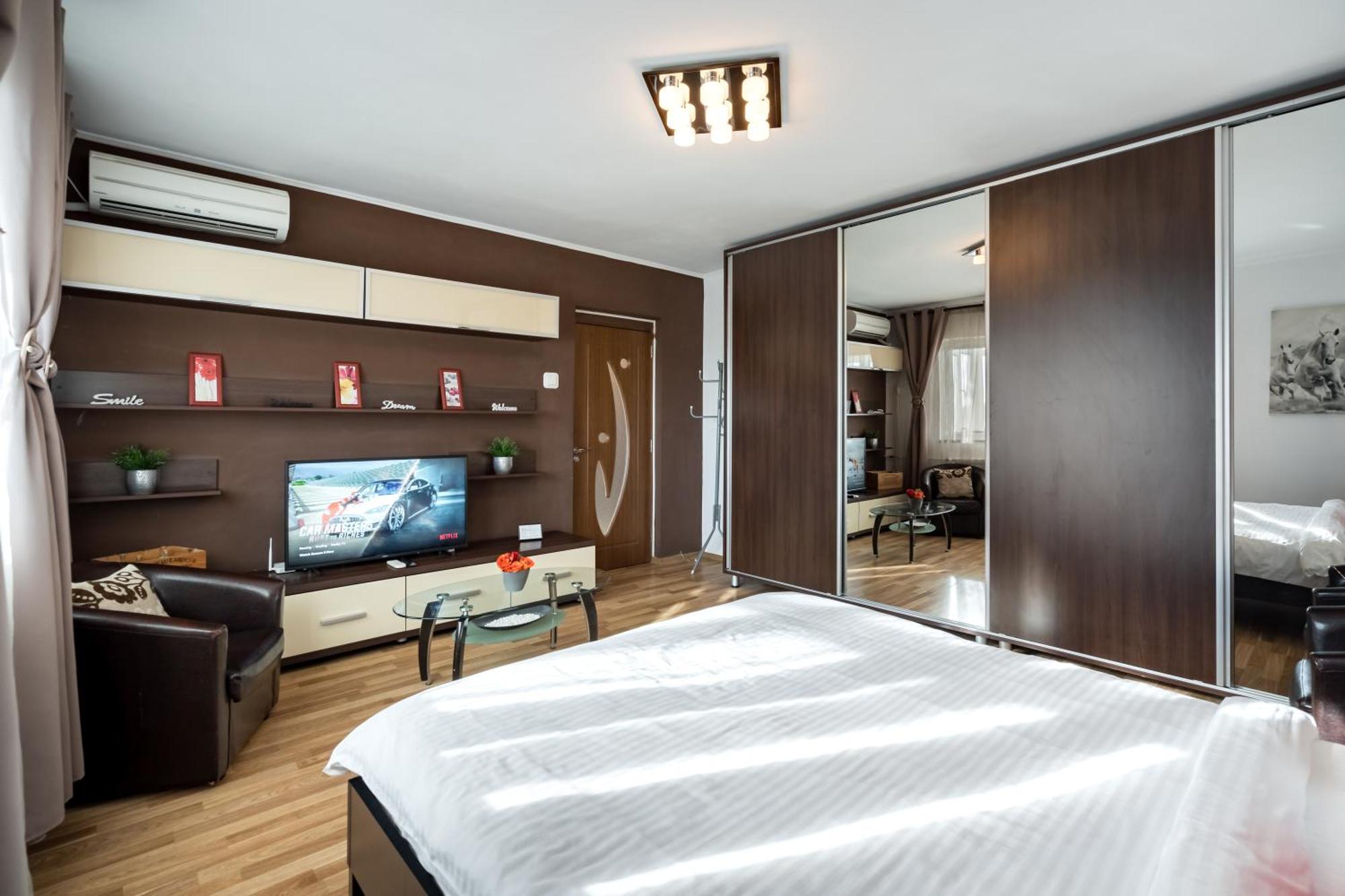 Studio 37 By Mrg Apartments Бухарест Екстер'єр фото