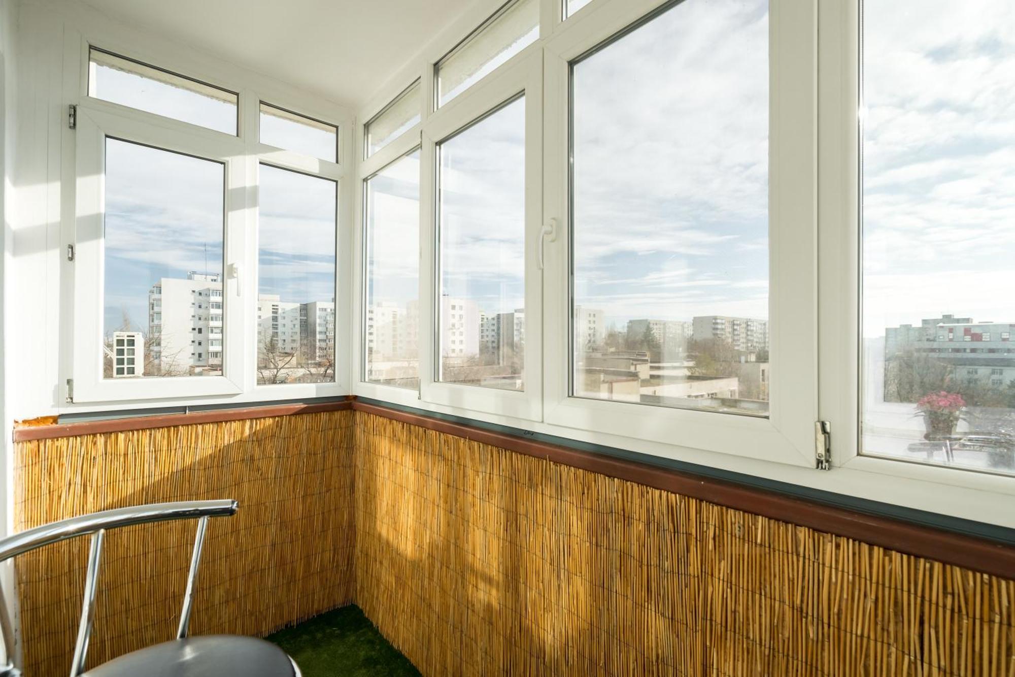 Studio 37 By Mrg Apartments Бухарест Екстер'єр фото